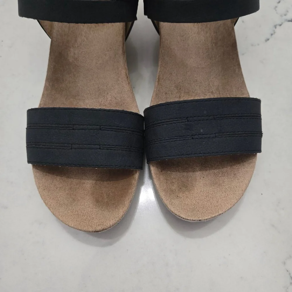 Women's Abella Ture Comfort Black Wedge Sandals Size 7.5
